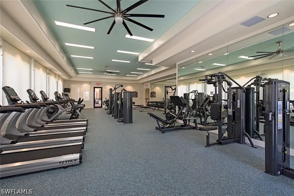 3168 Pacific Drive Naples FL 34119
