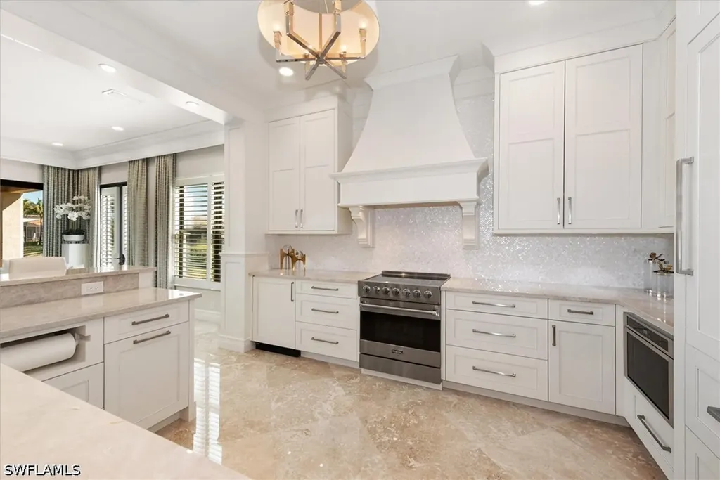 3168 Pacific Drive Naples FL 34119