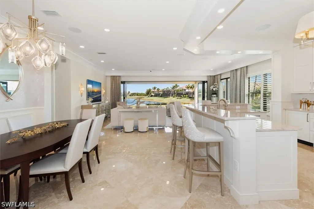 3168 Pacific Drive Naples FL 34119