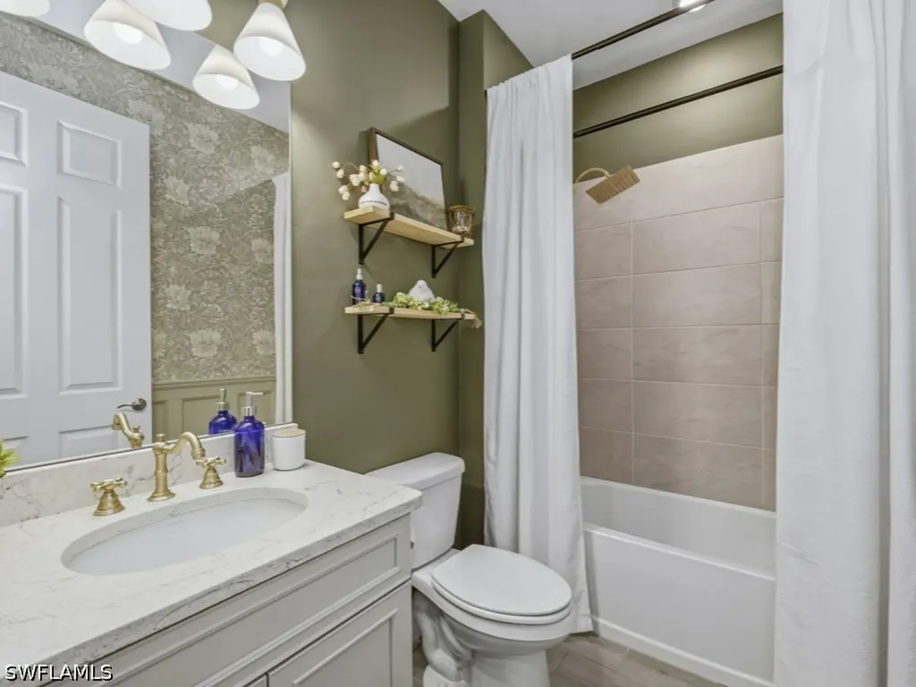 496 Polihale Way Naples FL 34114