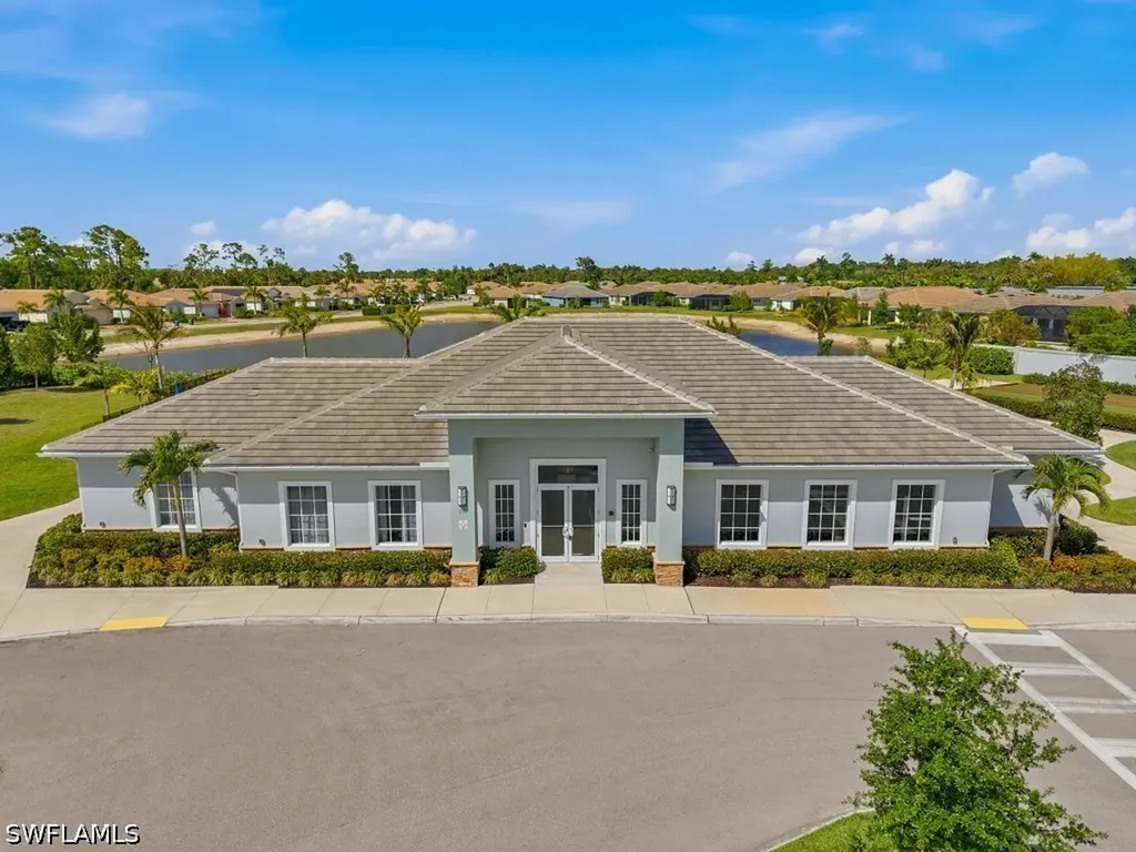496 Polihale Way Naples FL 34114