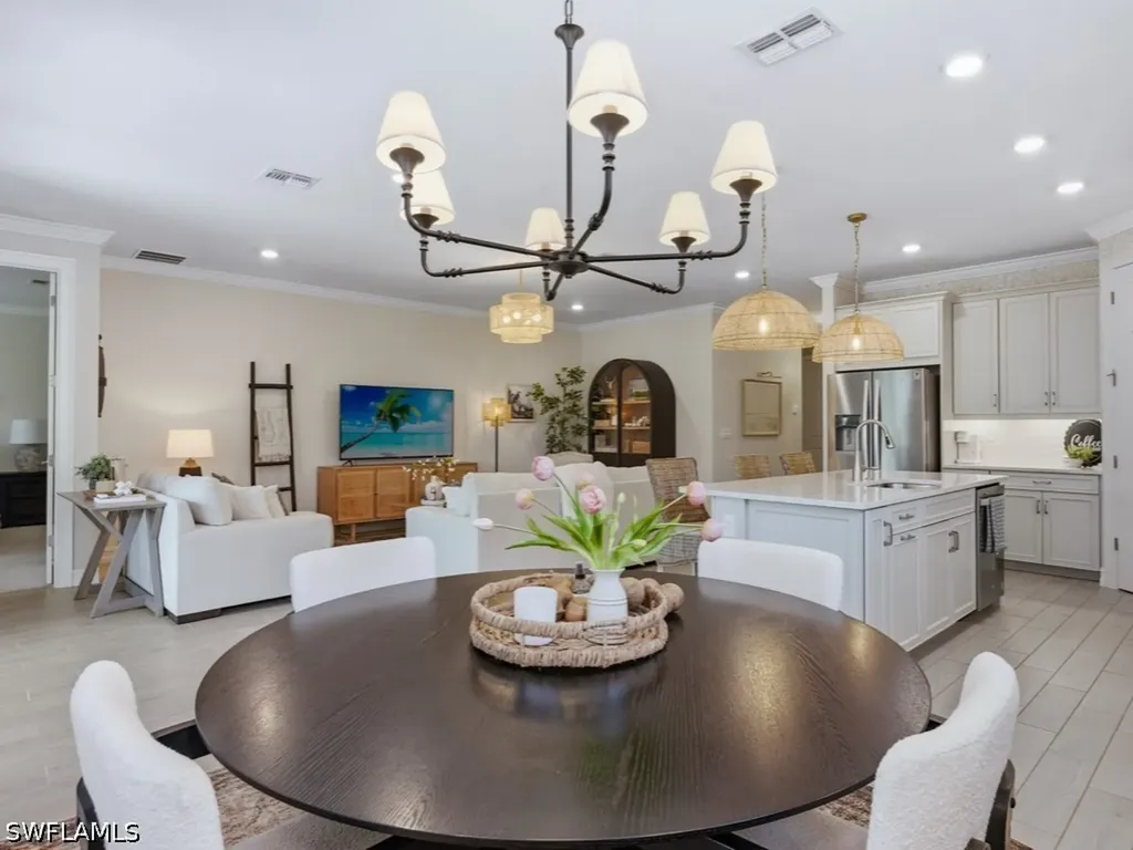 496 Polihale Way Naples FL 34114
