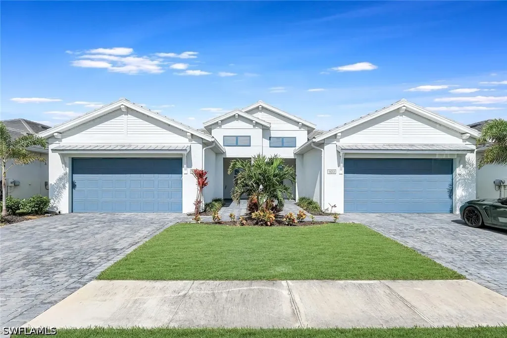 9209 Cayman Drive N Naples FL 34114