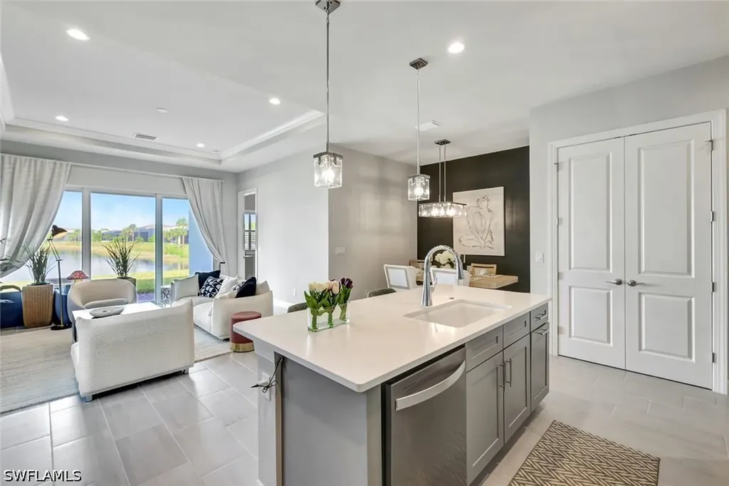 9209 Cayman Drive N Naples FL 34114