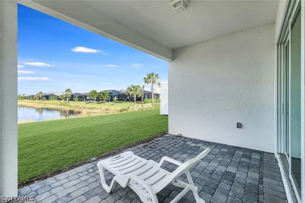 9209 Cayman Drive N Naples FL 34114