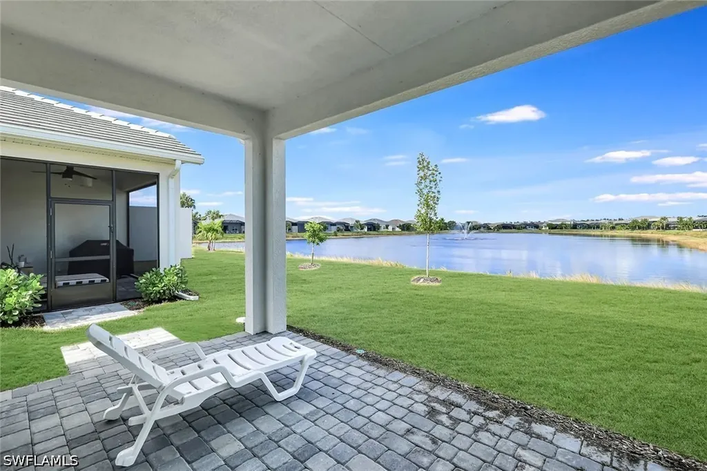 9209 Cayman Drive N Naples FL 34114