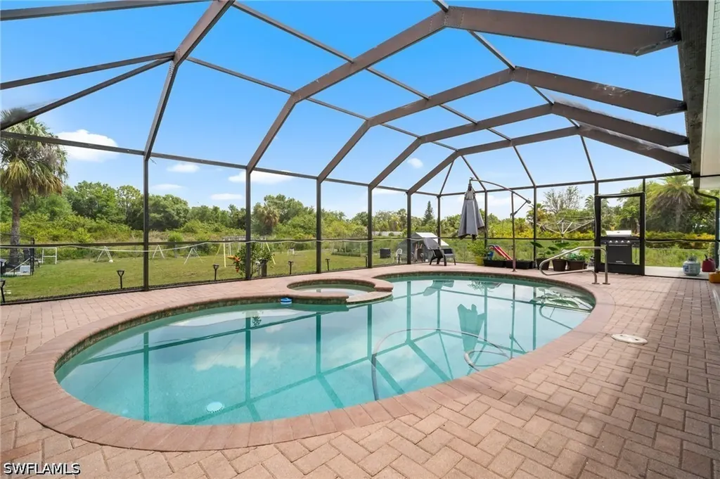 15601 Cemetery Road Fort Myers FL 33905