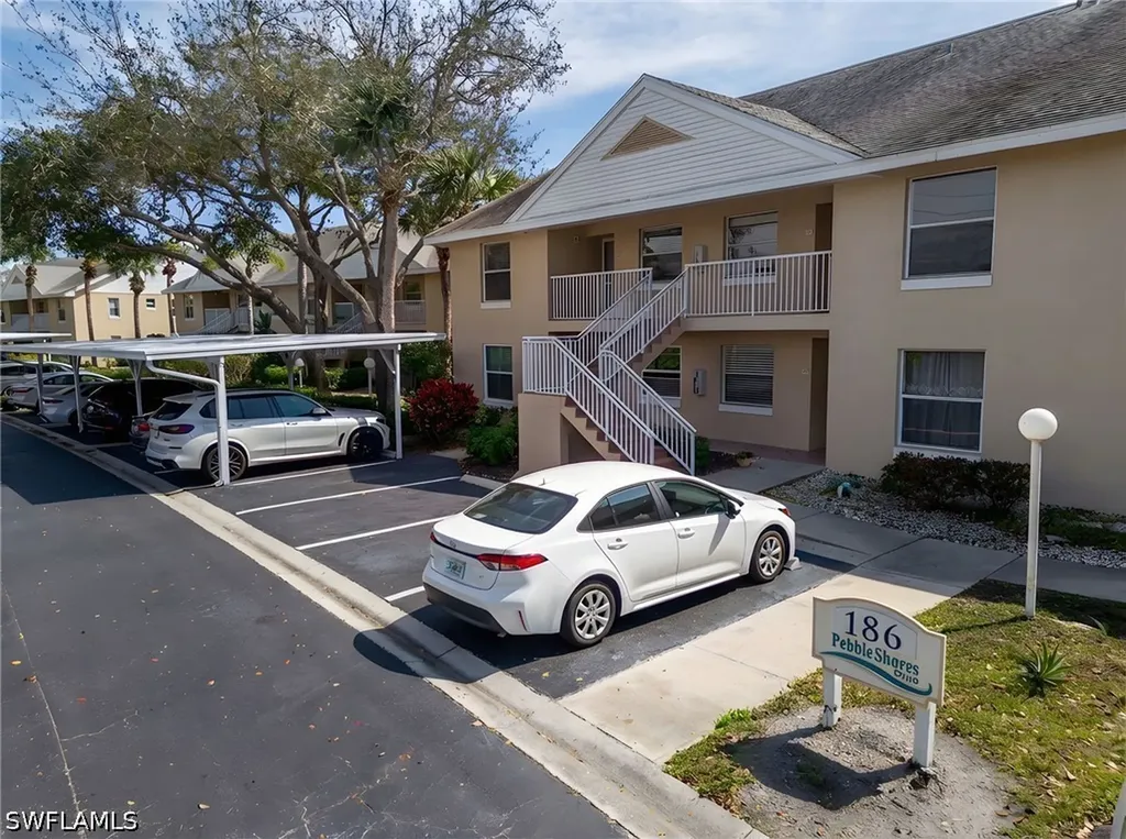 186 Pebble Shores Drive Naples FL 34110