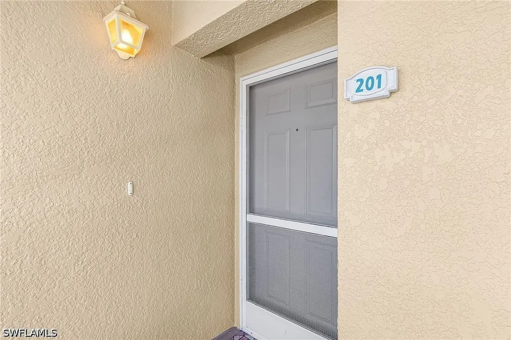186 Pebble Shores Drive Naples FL 34110