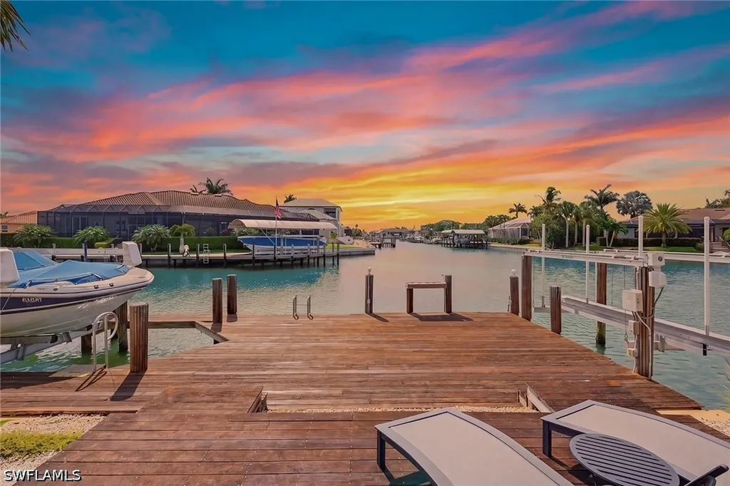 1741 Wavecrest Court Marco Island FL 34145