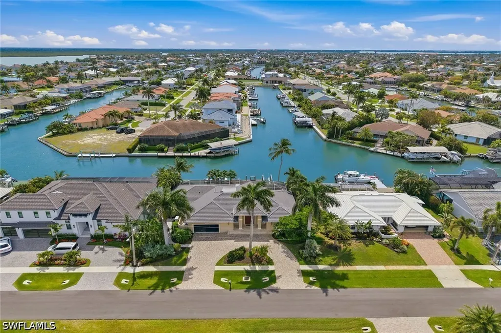 1741 Wavecrest Court Marco Island FL 34145