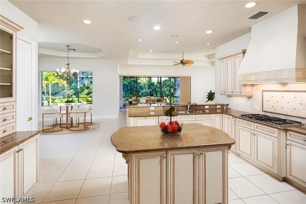 12255 Colliers Reserve Drive Naples FL 34110
