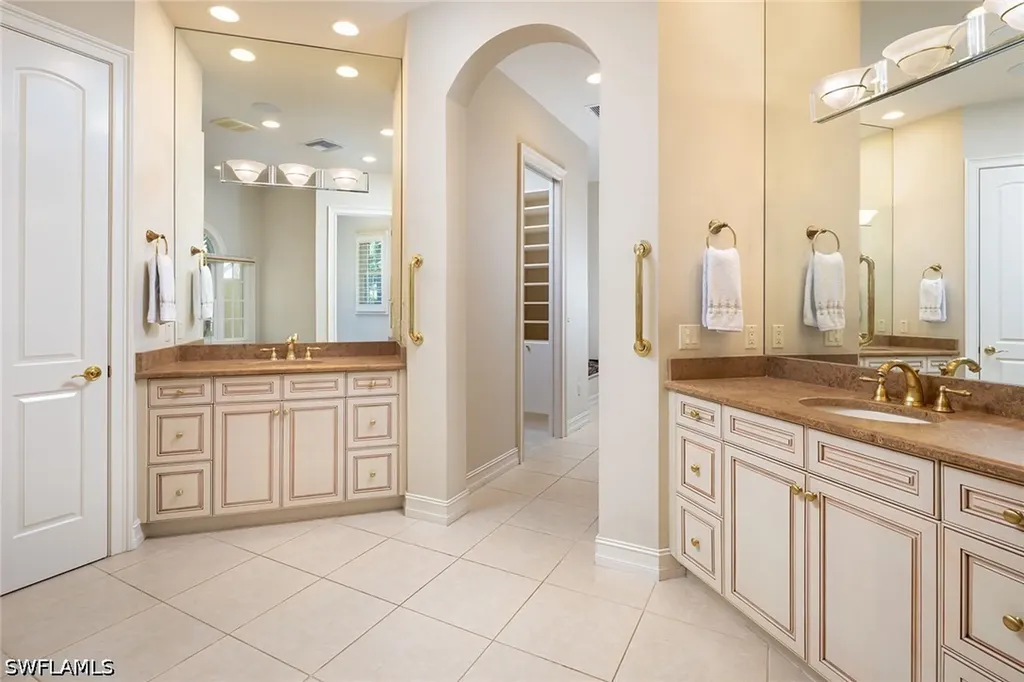 12255 Colliers Reserve Drive Naples FL 34110