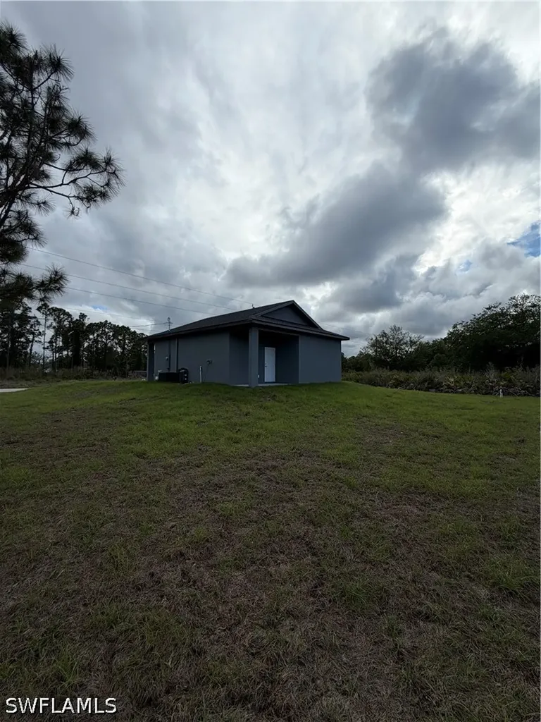 404 W 17th Street Lehigh Acres FL 33972