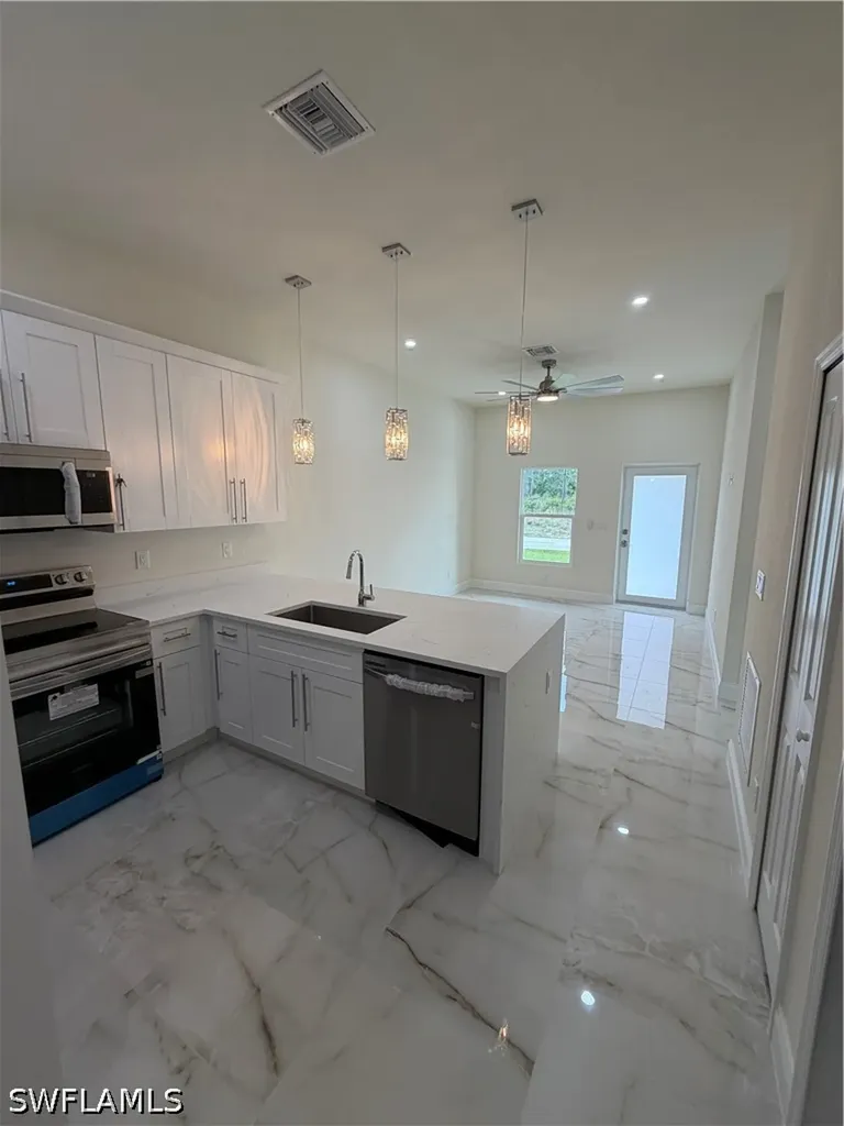 404 W 17th Street Lehigh Acres FL 33972