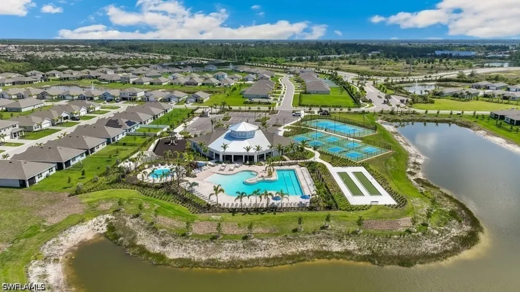 2672 Star Coral Drive North Fort Myers FL 33903