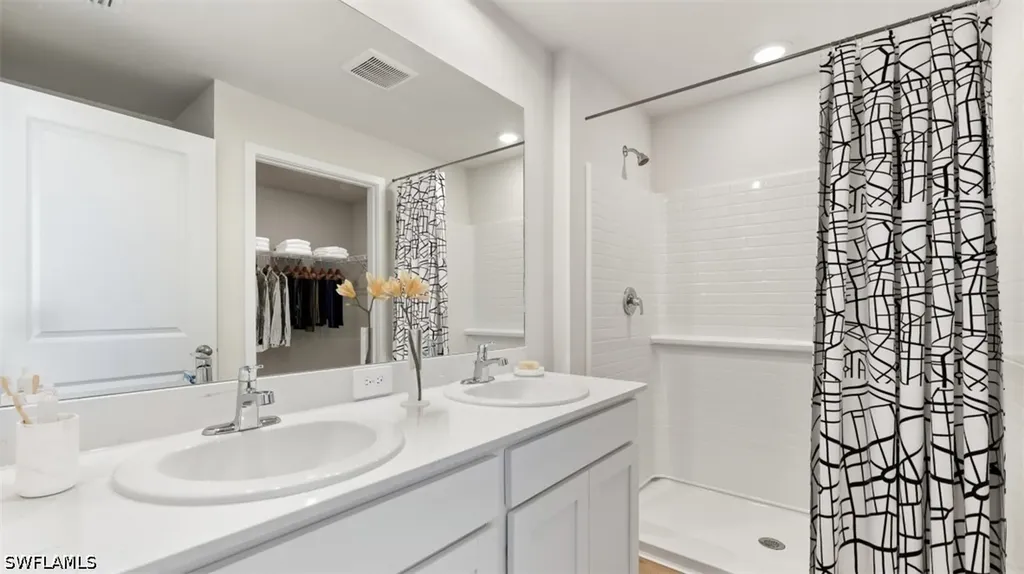 2702 Soft Coral Way North Fort Myers FL 33903