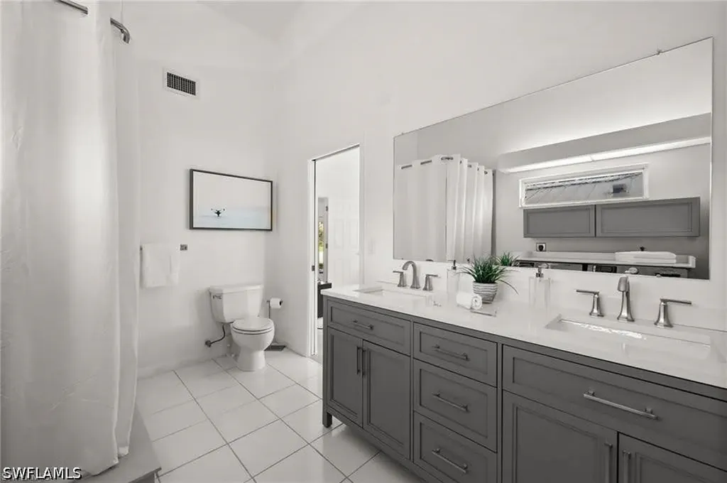 454 Flamingo Avenue Naples FL 34108