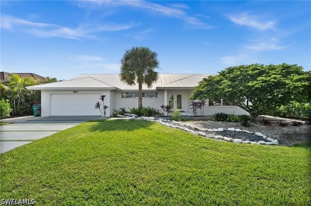 454 Flamingo Avenue Naples FL 34108