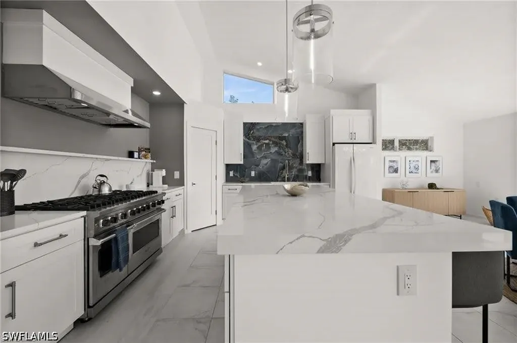 454 Flamingo Avenue Naples FL 34108