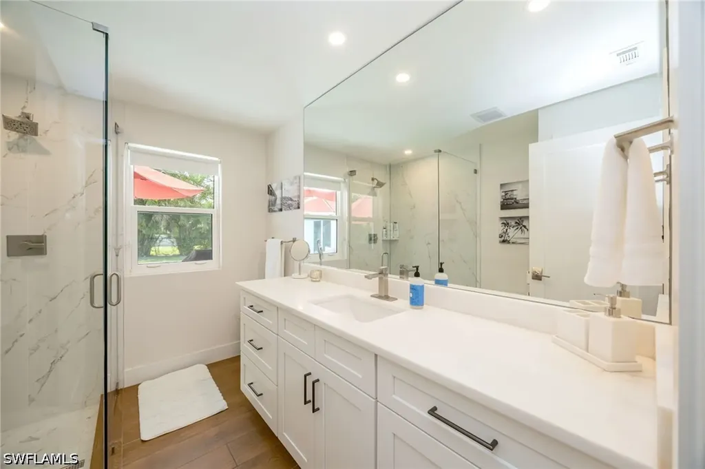 409 Cypress Way E Naples FL 34110