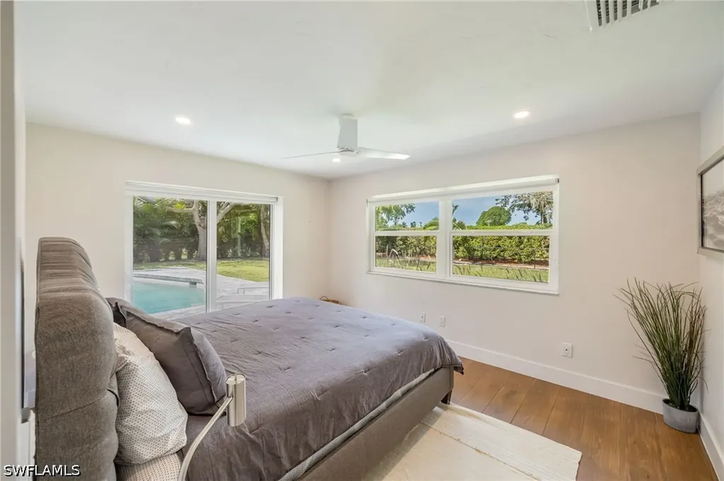 409 Cypress Way E Naples FL 34110