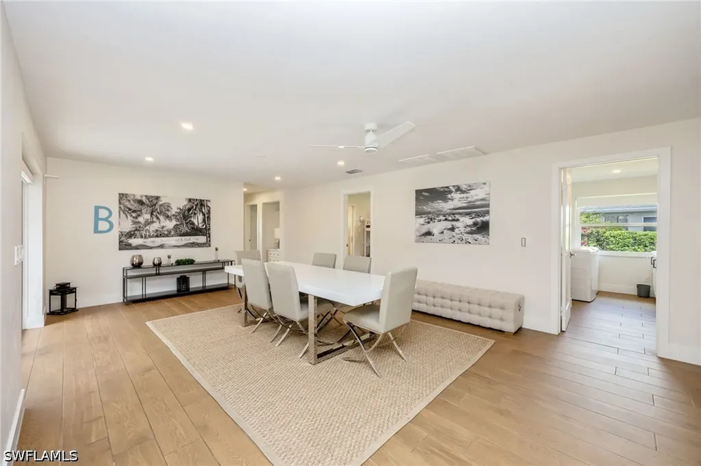 409 Cypress Way E Naples FL 34110
