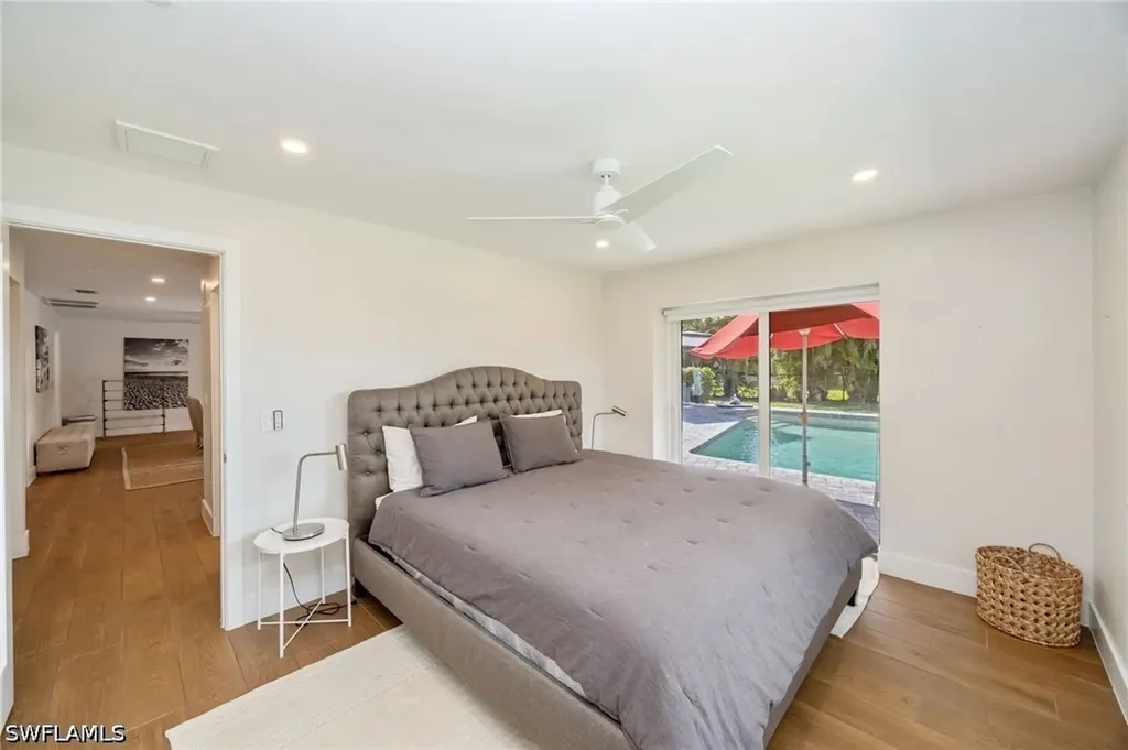 409 Cypress Way E Naples FL 34110