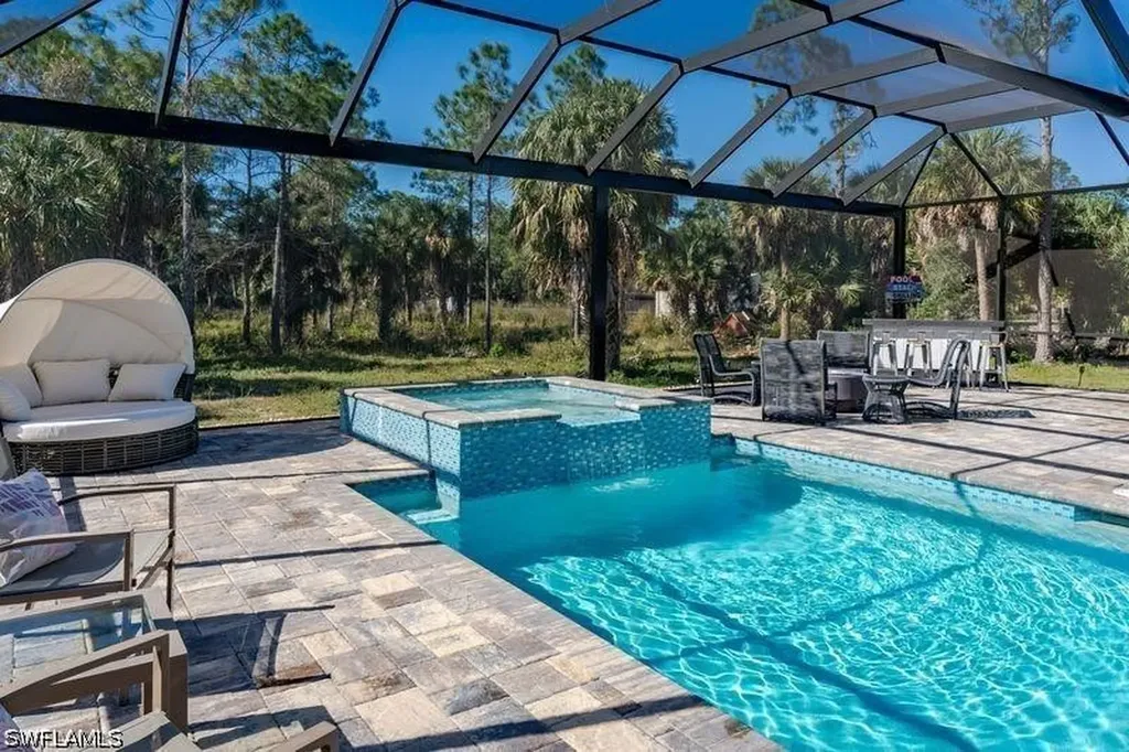 709 15th Street SW Naples FL 34117