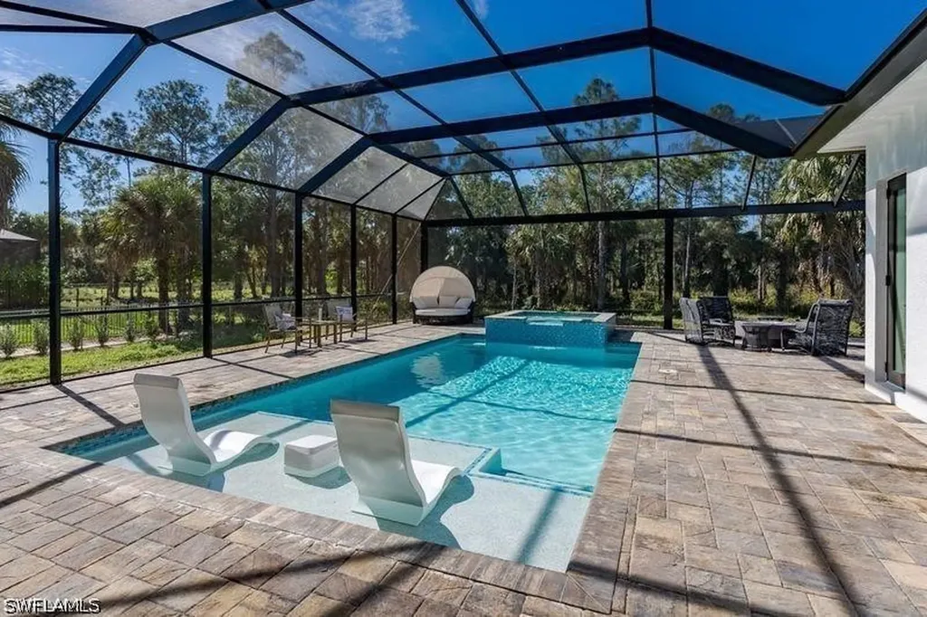 709 15th Street SW Naples FL 34117