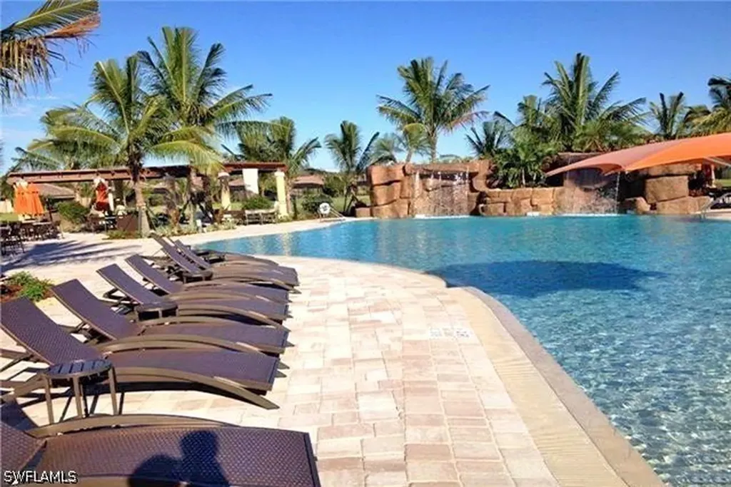 9560 Trevi Court Naples FL 34113