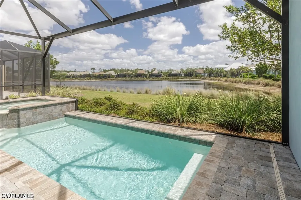 6385 Arriba Avenue Naples FL 34113