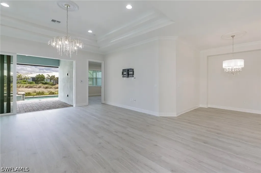 6385 Arriba Avenue Naples FL 34113