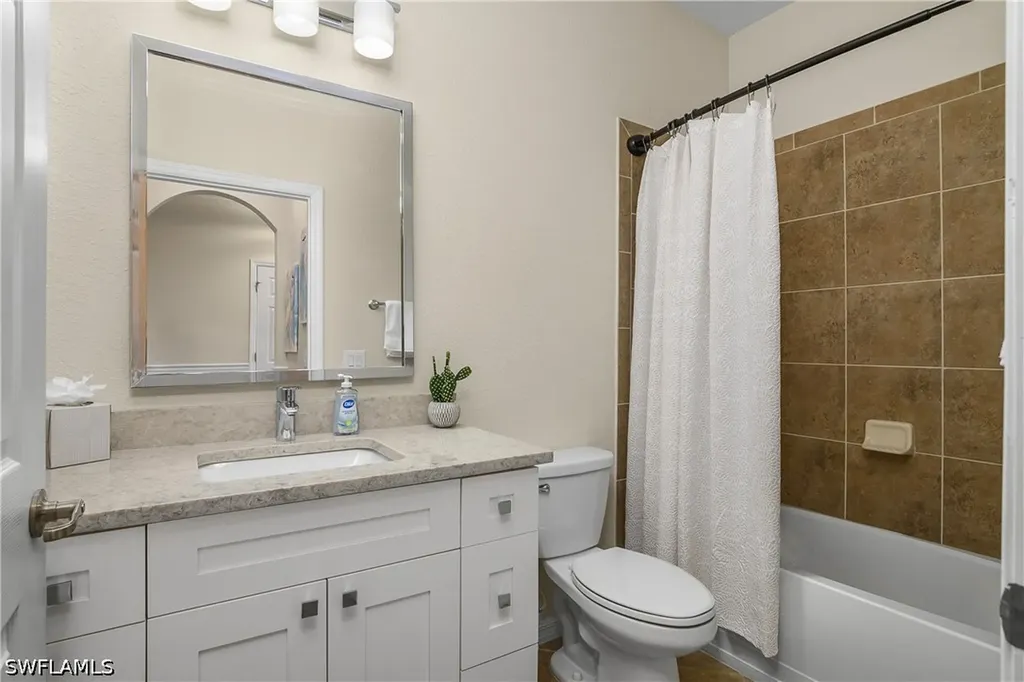 9834 Giaveno Circle Naples FL 34113