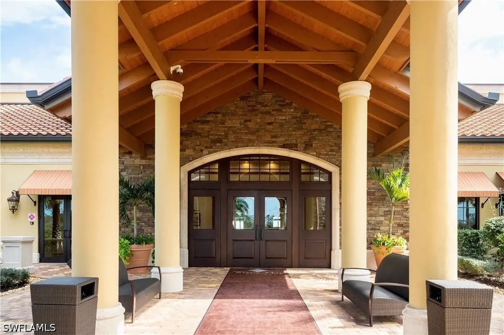 9834 Giaveno Circle Naples FL 34113