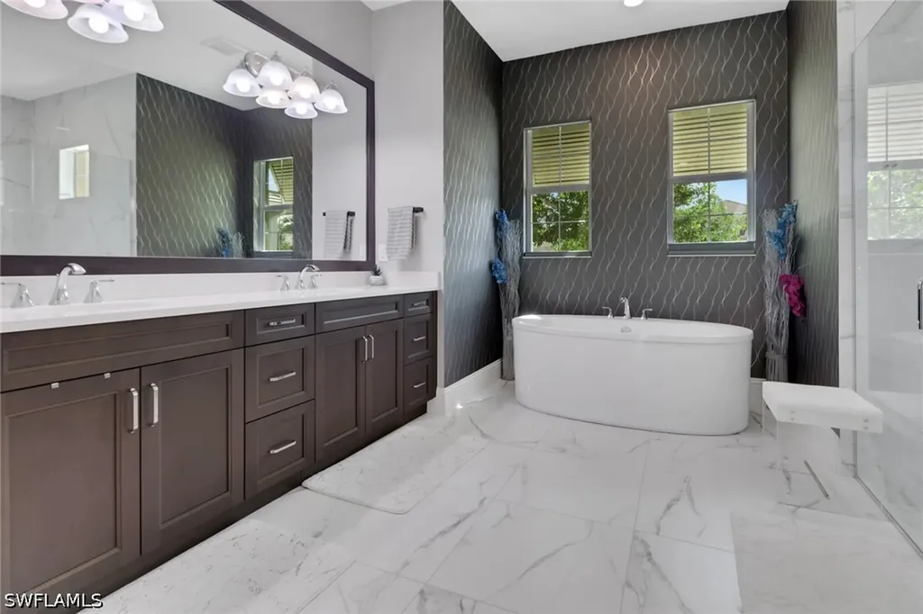14238 Galley Court Naples FL 34114