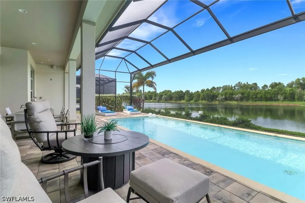 14238 Galley Court Naples FL 34114