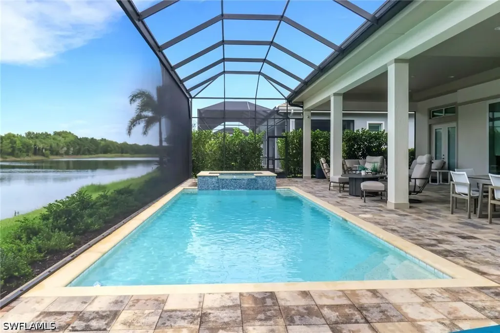 14238 Galley Court Naples FL 34114