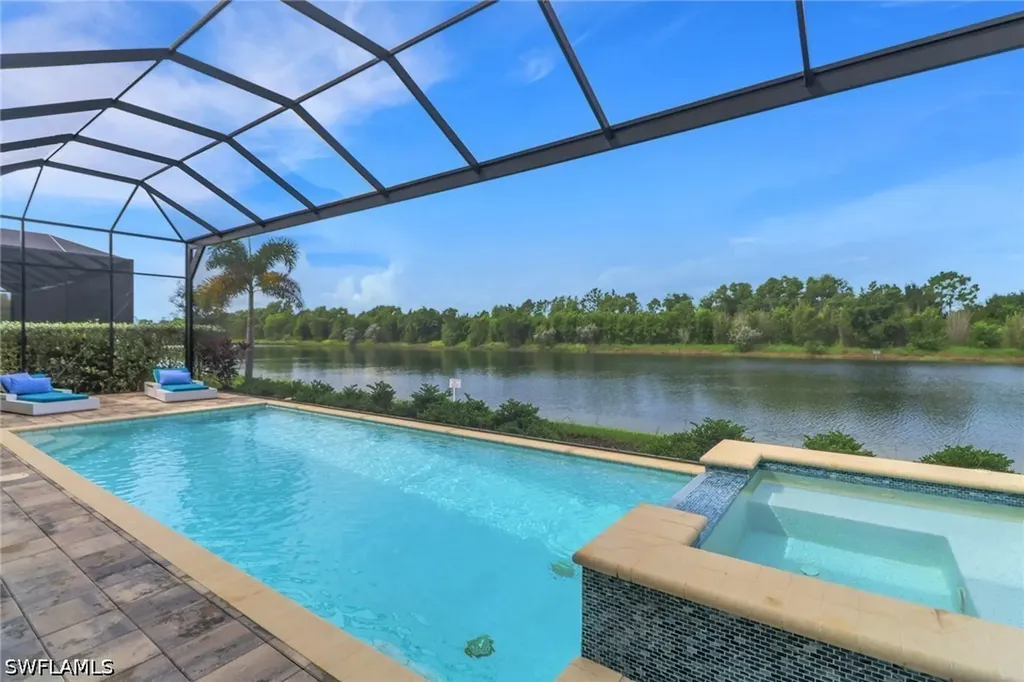 14238 Galley Court Naples FL 34114
