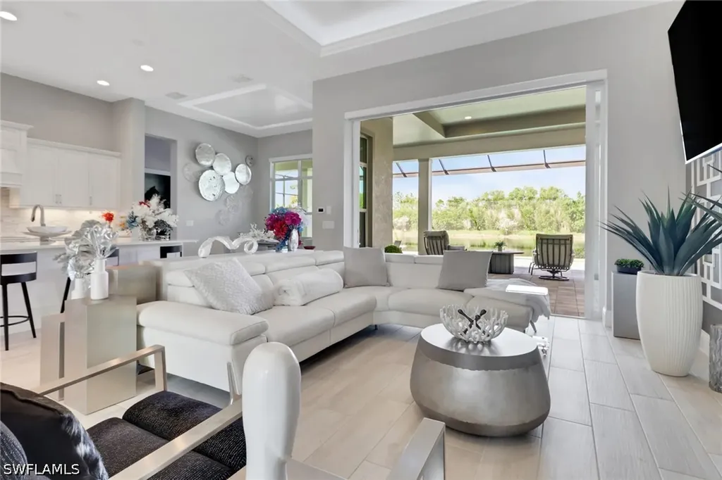14238 Galley Court Naples FL 34114