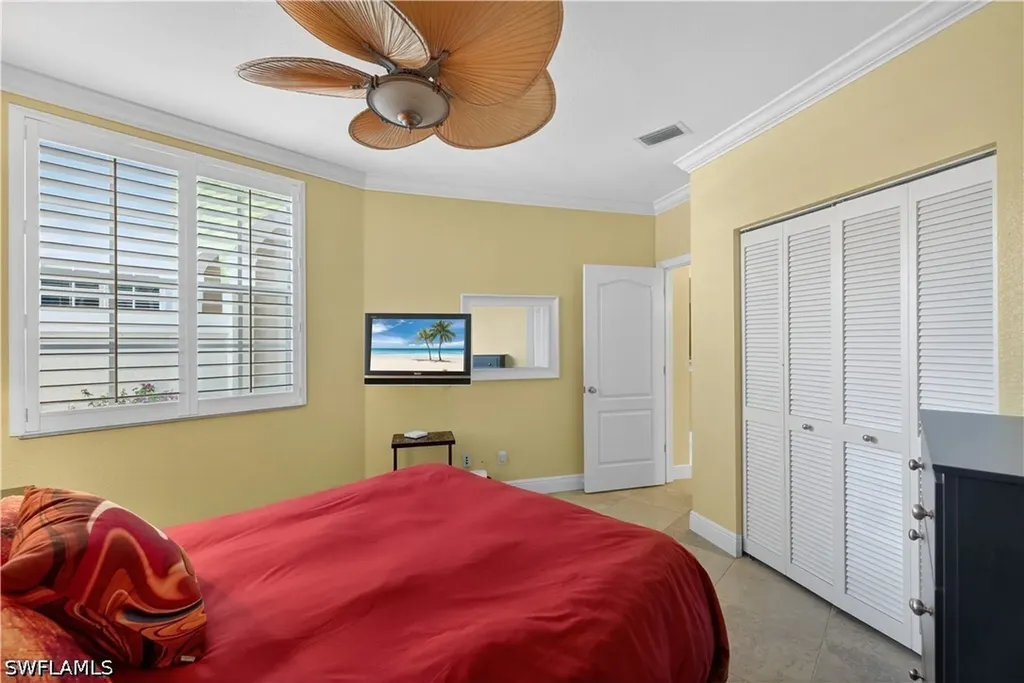 8420 Excalibur Circle Naples FL 34108