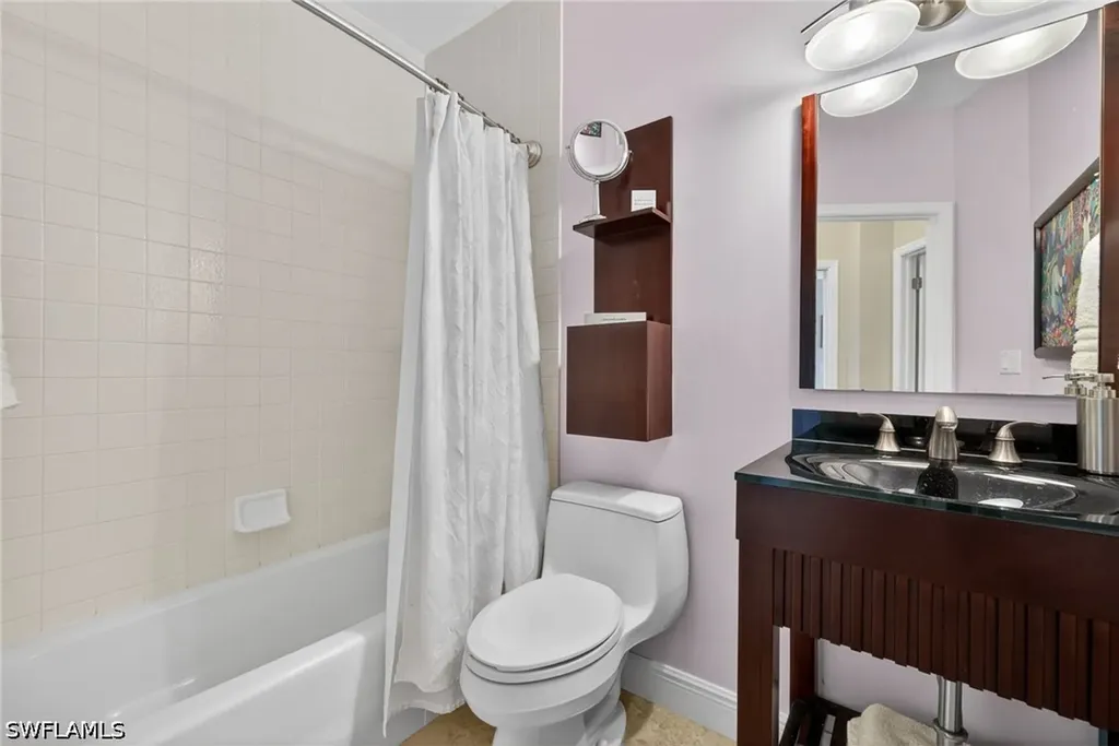 8420 Excalibur Circle Naples FL 34108