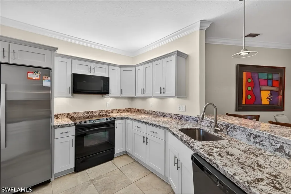 8420 Excalibur Circle Naples FL 34108
