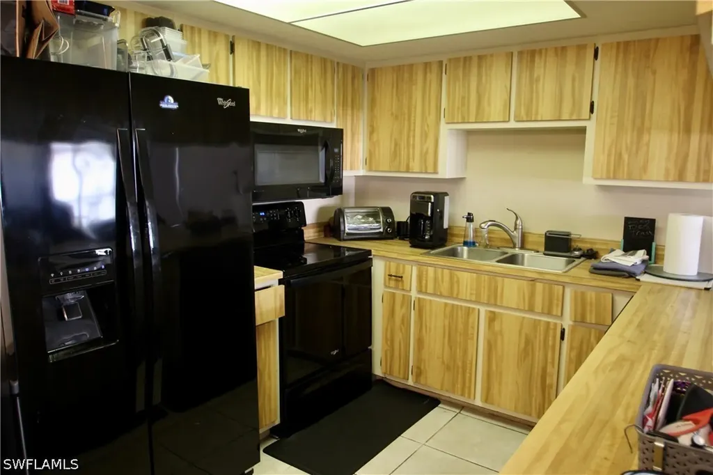 3808 SE 11th Avenue Cape Coral FL 33904