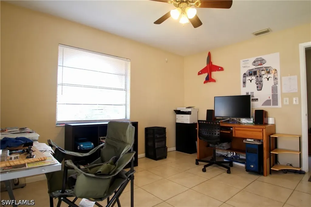 3808 SE 11th Avenue Cape Coral FL 33904
