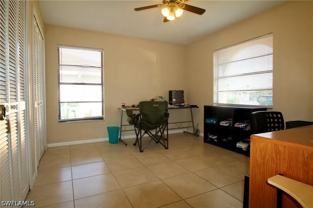 3808 SE 11th Avenue Cape Coral FL 33904
