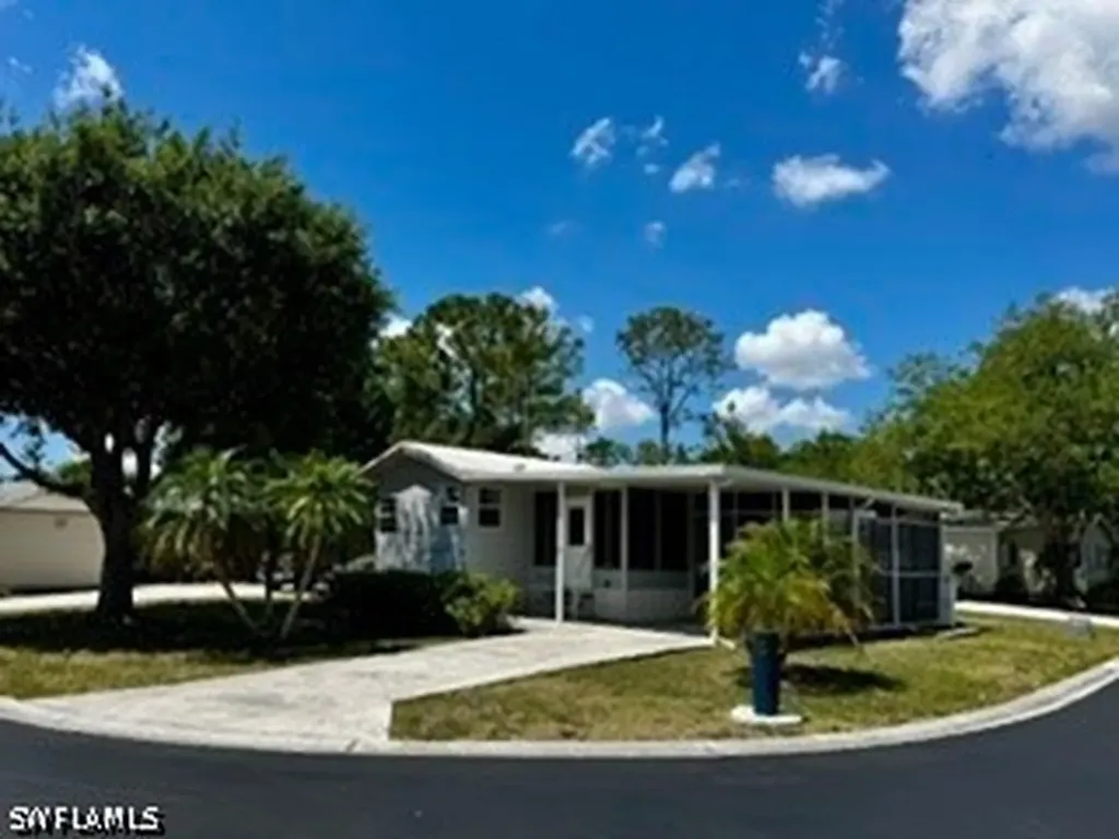 18199 Willa Way North Fort Myers FL 33917