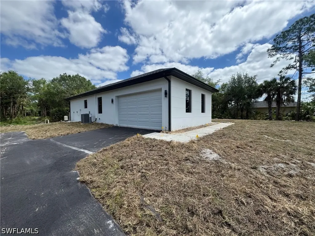 4263 18th Avenue SE Naples FL 34117
