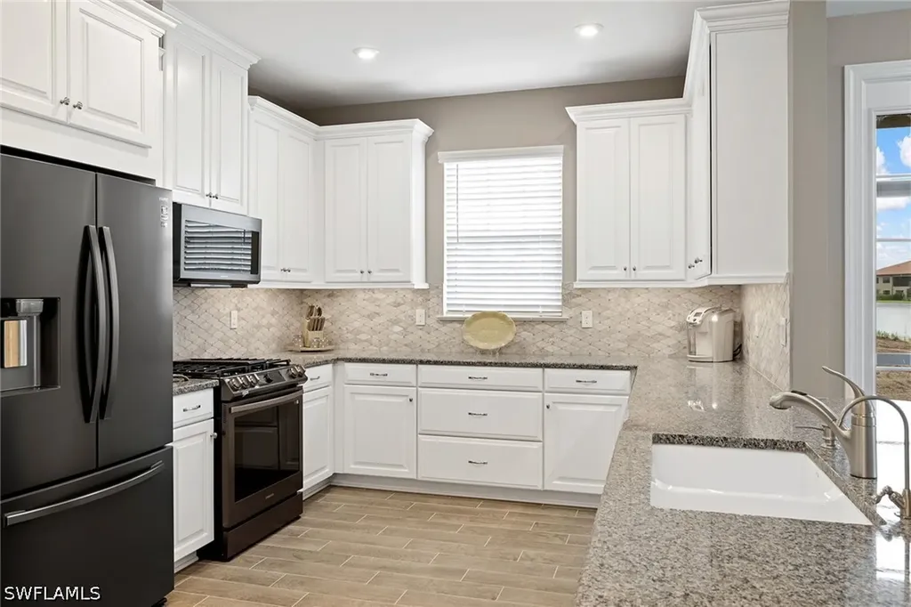 15155 Tolmino Street Naples FL 34114