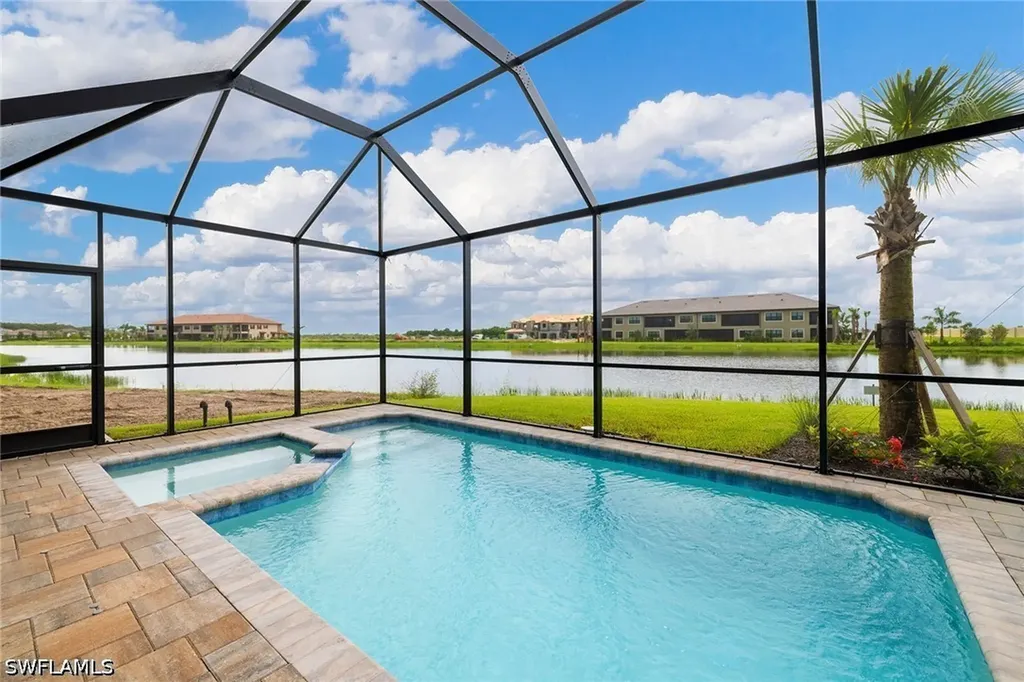 15155 Tolmino Street Naples FL 34114